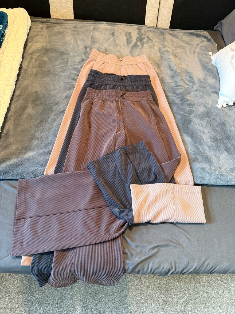 Bundle of Lululemon Ribbed Softstreme Mid-Rise Pant 32” x3